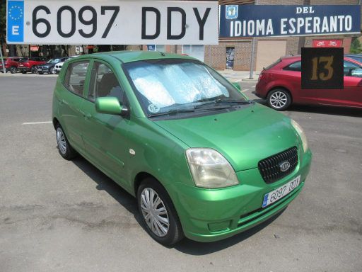 Vehículos abandonados, verlassene Fahrzeuge, Madrid, Spanien, Kia Picanto EX, Kennzeichen 6097 DDY, Erstzulassung Dezember 2004, Calle Idioma Esperanto 13, 28017 Madrid im August 2025