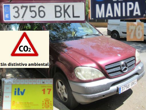 Vehículos abandonados, verlassene Fahrzeuge, Madrid, Spanien, Mercedes-Benz ML 320, Kennzeichen 3756 BKL, Erstzulassung Juni 2001, Calle Manipa 76, 28027 Madrid im August 2025
