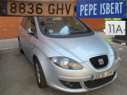 Vehículos abandonados, verlassene Fahrzeuge, Madrid, Spanien, Seat Altea XL, Kennzeichen 8836 GHV, Erstzulassung Oktober 2008, Calle Pepe Isbert 11 A, 28017 Madrid im August 2025