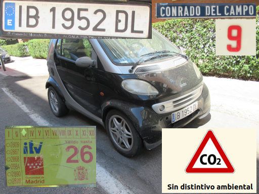 Veh&iacute;culos abandonados, verlassene Fahrzeuge, Madrid, Spanien, Smart fortwo, Kennzeichen IB 1952 DL, Erstzulassung unbekannt, Calle Conrado del Campo 9, 28027 Madrid im August 2026