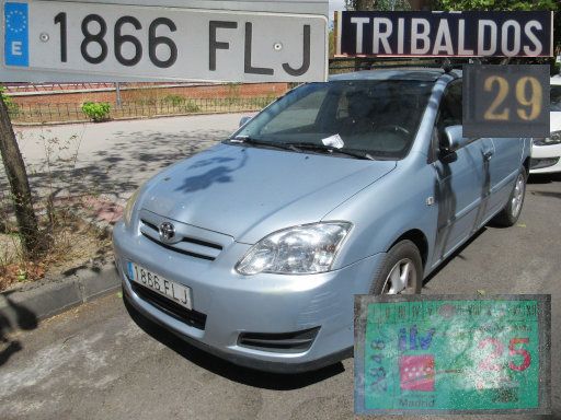Veh&iacute;culos abandonados, verlassene Fahrzeuge, Madrid, Spanien, Toyota Corolla D4D, Kennzeichen 1866 FLJ, Erstzulassung Februar 2007, Calle Tribaldos 29, 28043 Madrid im August 2026