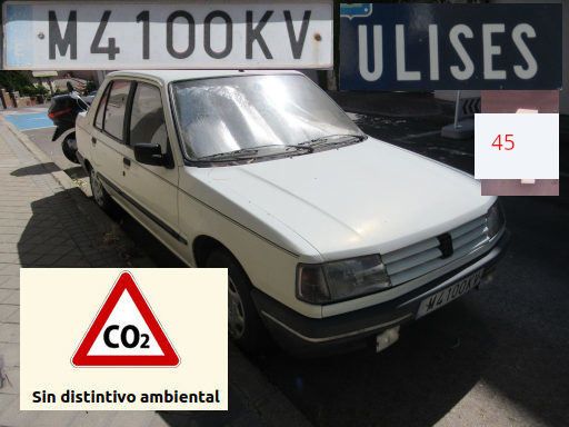 Veh&iacute;culos abandonados, verlassene Fahrzeuge, Madrid, Spanien, Peugeot 309 SR, Kennzeichen M 4100 KV, Erstzulassung M&auml;rz 1990, Calle Ulises 45, 28043 Madrid im August 2026