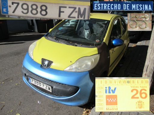 Veh&iacute;culos abandonados, verlassene Fahrzeuge, Madrid, Spanien, Peugeot 107, Kennzeichen 7988 FZM, Erstzulassung Januar 2008, Calle Estrecho de Mesina 33, 28043 Madrid im August 2026