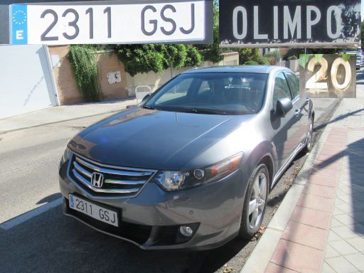 Veh&iacute;culos abandonados, verlassene Fahrzeuge, Madrid, Spanien, Honda Accord, Kennzeichen 2311 GSJ, Erstzulassung Dezember 2009, Calle Olimpo 20, 28043 Madrid im August 2026