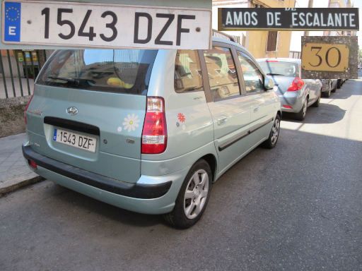 Veh&iacute;culos abandonados, verlassene Fahrzeuge, Madrid, Spanien, Hyundai Matrix CRDi, Kennzeichen 1543 DZF, Erstzulassung Januar 2001, Calle Amos de Escalante 30, 28017 Madrid im August 2026