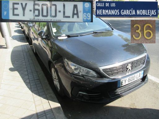 Veh&iacute;culos abandonados, verlassene Fahrzeuge, Madrid, Spanien, Peugeot 308, Kennzeichen Frankreich EY 600 LA, Erstzulassung unbekannt, Calle Hermanos Garcia Noblejas 36, 28037 Madrid im August 2026