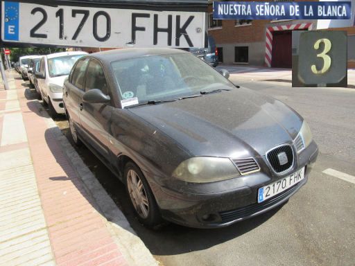 Veh&iacute;culos abandonados, verlassene Fahrzeuge, Madrid, Spanien, Seat Cordoba, Kennzeichen 2170 FHK, Erstzulassung November 2006, Calle Nuestra Se&ntilde;ora de la Blanca 3, 28022 Madrid im August 2026