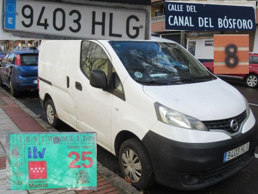 Veh&iacute;culos abandonados, verlassene Fahrzeuge, Madrid, Spanien, Nissan NV 200, Kennzeichen 9403 HLG, Erstzulassung Juli 2012, Calle Canal del Bosforo 8, 28037 Madrid im Februar 2026