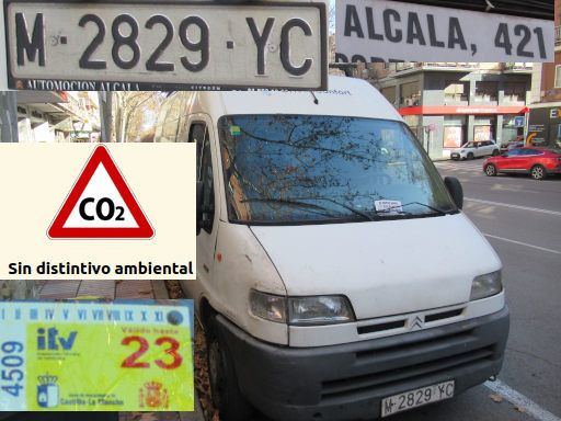 Veh&iacute;culos abandonados, verlassene Fahrzeuge, Madrid, Spanien, Citro&euml;n Jumper, Kennzeichen M 2829 YC, Erstzulassung September 1999, Calle Alcala 421, 28027 Madrid im Januar 2026