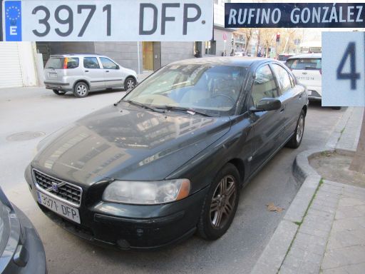 Veh&iacute;culos abandonados, verlassene Fahrzeuge, Madrid, Spanien, Volvo S60 2.4, Kennzeichen 3971 DFP, Erstzulassung Januar 2005, Calle Rufino Gonazales 4, 28037 Madrid im Januar 2026