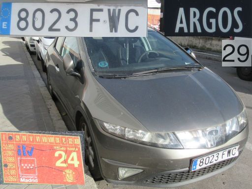 Veh&iacute;culos abandonados, verlassene Fahrzeuge, Madrid, Spanien, Honda Civic, Kennzeichen 8023 FWC, Erstzulassung Oktober 2007, Calle Argos 29, 28037 Madrid im Januar 2026