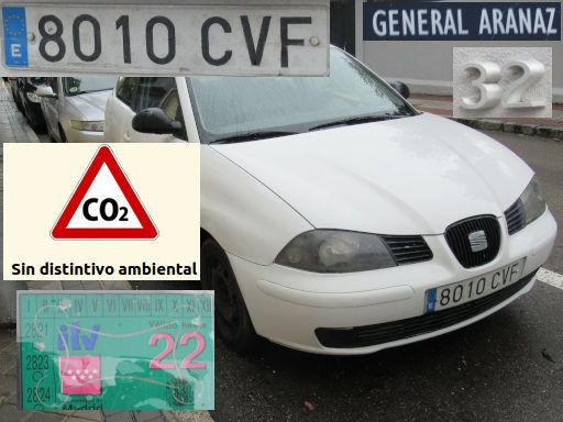 Veh&iacute;culos abandonados, verlassene Fahrzeuge, Madrid, Spanien, Seat Ibiza, Kennzeichen 8010 CVF, Erstzulassung April 2004, Calle General Aranaz 32, 28027 Madrid im Januar 2026