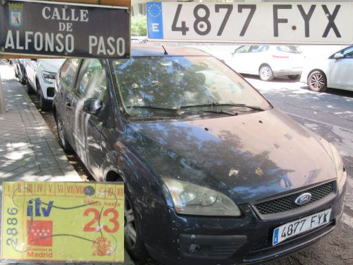 Vehículos abandonados, verlassene Fahrzeuge, Madrid, Spanien, Ford Focus, Kennzeichen 4877 FYX, Erstzulassung Dezember 2007, Calle Alfonso Paso, 28021 Madrid im Juli 2025