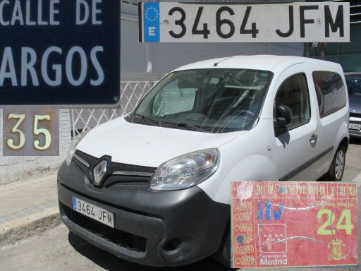 Vehículos abandonados, verlassene Fahrzeuge, Madrid, Spanien, Renault Kangoo, Kennzeichen 3464 JFM, Erstzulassung Juni 2015, Calle Argos 35, 28037 Madrid im Juli 2025