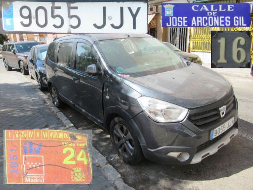 Vehículos abandonados, verlassene Fahrzeuge, Madrid, Spanien, Dacia Lodgy, Kennzeichen 9055 JJY, Erstzulassung November 2015, Calle Jose Arcones Gil 16, 28021 Madrid im Juli 2025