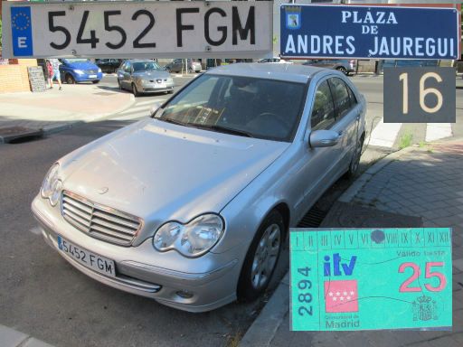 Veh&iacute;culos abandonados, verlassene Fahrzeuge, Madrid, Spanien, Mercedes-Benz C 200 Kompressor, Kennzeichen 5452 FGM, Erstzulassung Oktober 2006, Plaza Andres Jauregui 16, 28043 Madrid im Juli 2026