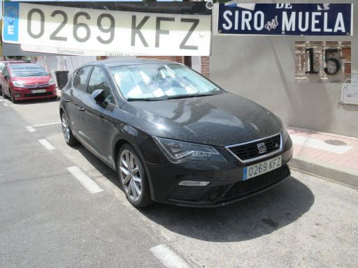 Veh&iacute;culos abandonados, verlassene Fahrzeuge, Madrid, Spanien, Seat Leon FR, Kennzeichen 0269 KFZ, Erstzulassung Dezember 2017, Calle Siro Muela 15, 28027 Madrid im Juli 2026