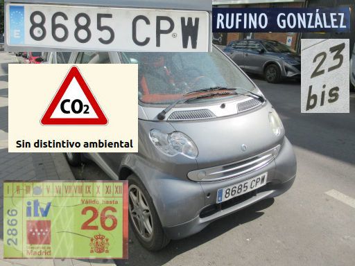 Veh&iacute;culos abandonados, verlassene Fahrzeuge, Madrid, Spanien, Smart fortwo cdi, Kennzeichen 8685 CPW, Erstzulassung Dezember 2003, Calle Rufino Gonzalez 23 bis, 28037 Madrid im Juli 2026