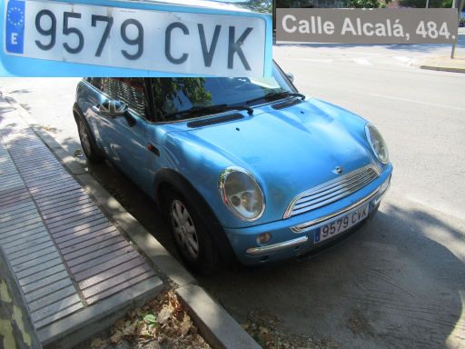 Veh&iacute;culos abandonados, verlassene Fahrzeuge, Madrid, Spanien, Mini Cooper, Kennzeichen 9579 CVK, Erstzulassung April 2004, Calle Alcala 484, 28027 Madrid im Juli 2026