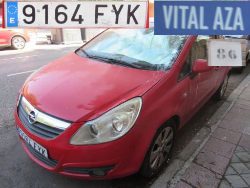 Veh&iacute;culos abandonados, verlassene Fahrzeuge, Madrid, Spanien, Opel Corsa CDTI, Kennzeichen 9164 FYK, Erstzulassung Dezember 2007, Calle Vital Aza 86, 28017 Madrid im Juli 2026