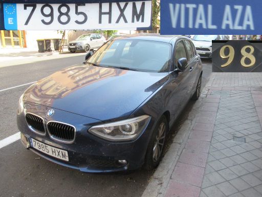 Veh&iacute;culos abandonados, verlassene Fahrzeuge, Madrid, Spanien, BMW 116d, Kennzeichen 7985 HXM, Erstzulassung Mai 2014, Calle Vital Aza 98, 28017 Madrid im Juli 2026