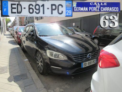 Veh&iacute;culos abandonados, verlassene Fahrzeuge, Madrid, Spanien, Volvo V60 D3, Kennzeichen Frankreich ED 691 PC, Erstzulassung unbekannt, Calle German Perez Carrasco 63, 28027 Madrid im Juli 2026