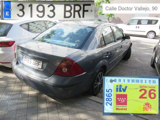 Veh&iacute;culos abandonados, verlassene Fahrzeuge, Madrid, Spanien, Ford Mondeo, Kennzeichen 3193 BRF, Erstzulassung Dezember 2001, Calle Doctor Vallejo 90, 28027 Madrid im Juni 2026