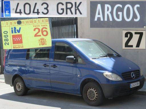 Veh&iacute;culos abandonados, verlassene Fahrzeuge, Madrid, Spanien, Mercedes-Benz Vito 111 CDI, Kennzeichen 4043 GRK, Erstzulassung Oktober 2009, Calle Argos 27, 28037 Madrid im Juni 2026