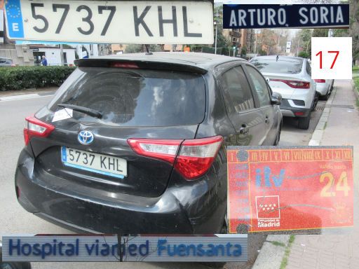 Veh&iacute;culos abandonados, verlassene Fahrzeuge, Madrid, Spanien, Toyota Yaris, Kennzeichen 5737 KHL, Erstzulassung Februar 2018, Calle Arturo Soria 17, 28027 Madrid im M&auml;rz 2026