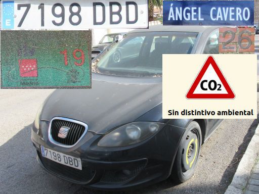Veh&iacute;culos abandonados, verlassene Fahrzeuge, Madrid, Spanien, Seat Altea, Kennzeichen 7198 DBD, Erstzulassung September 2004, Calle Angel Cavero 26, 28043 Madrid im M&auml;rz 2026