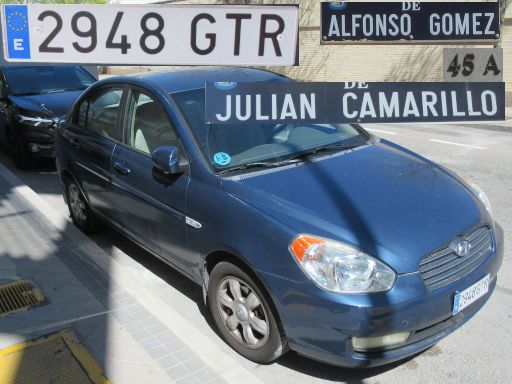 Veh&iacute;culos abandonados, verlassene Fahrzeuge, Madrid, Spanien, Hyundai Accent, Kennzeichen 2948 GTR, Erstzulassung Februar 2010, Calle Alfonso Gomez 45 A, 28037 Madrid im M&auml;rz 2026