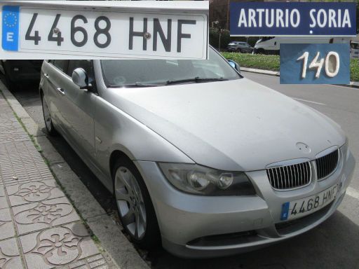 Veh&iacute;culos abandonados, verlassene Fahrzeuge, Madrid, Spanien, BMW 3er Serie, Kennzeichen 4468 HNF, Erstzulassung Januar 2013, Calle Arturio Soria 140, 28043 Madrid im M&auml;rz 2026