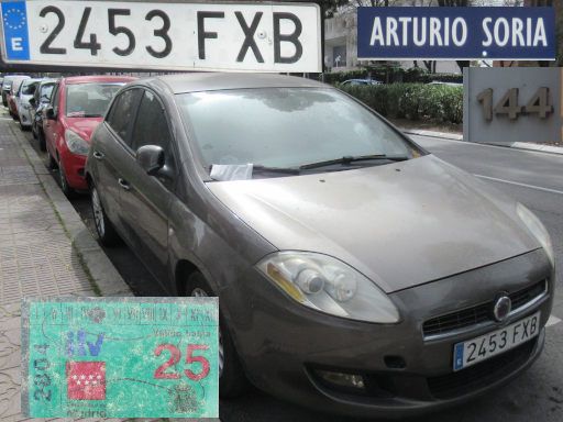 Veh&iacute;culos abandonados, verlassene Fahrzeuge, Madrid, Spanien, Fiat Bravo, Kennzeichen 2453 FXB, Erstzulassung Oktober 2017, Calle Arturio Soria 144, 28043 Madrid im M&auml;rz 2026
