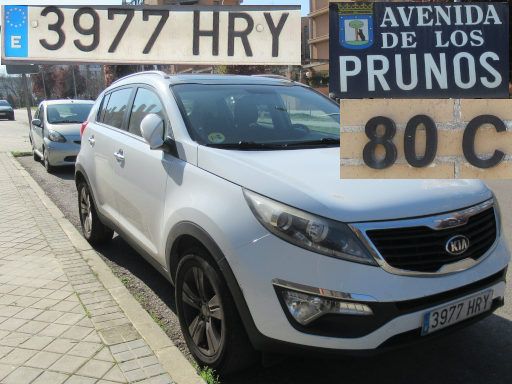 Veh&iacute;culos abandonados, verlassene Fahrzeuge, Madrid, Spanien, Kia Sportage CRDi, Kennzeichen 3977 HRY, Erstzulassung Juli 2013, Avenida de los Prunos 80 C, 28042 Madrid im M&auml;rz 2026