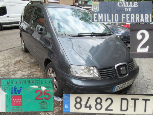 Vehículos abandonados, verlassene Fahrzeuge, Madrid, Spanien, Seat Alhambra, Kennzeichen 8482 DTT, Erstzulassung Januar 2005, Calle de Emilio Ferrari 2, 28021 Madrid im Mai 2025