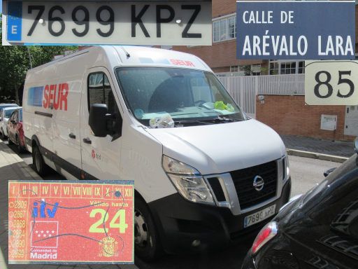 Vehículos abandonados, verlassene Fahrzeuge, Madrid, Spanien, Nissan Transporter, Kennzeichen 7699 KPZ, Erstzulassung Oktober 2018, Calle de Arévalo Lara 85, 28027 Madrid im Mai 2025
