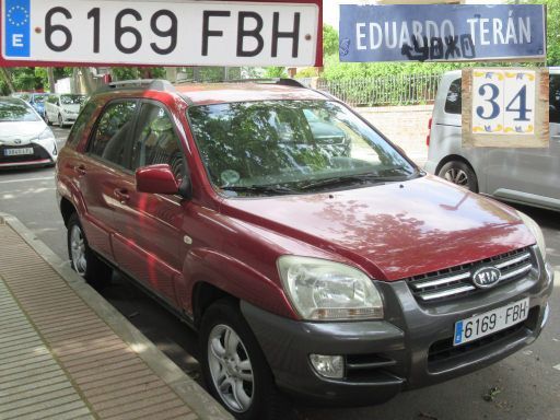 Vehículos abandonados, verlassene Fahrzeuge, Madrid, Spanien, Kia Sportage, Kennzeichen 6169 FBH, Erstzulassung Juni 2006, Calle Eduardo Teran 34, 28022 Madrid im Mai 2026