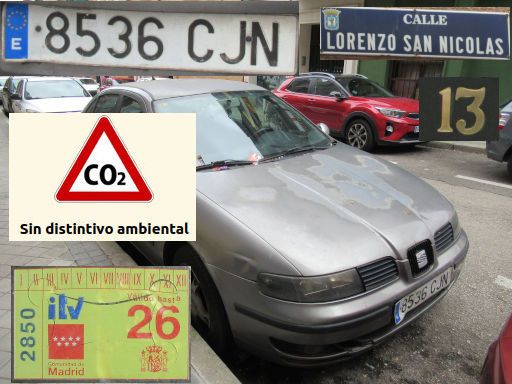 Vehículos abandonados, verlassene Fahrzeuge, Madrid, Spanien, Seat Leon TDI, Kennzeichen 8536 CJN, Erstzulassung Juni 2003, Calle Lorenzo San Nicolas 13, 28017 Madrid im Mai 2026