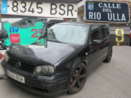 Vehículos abandonados, verlassene Fahrzeuge, Madrid, Spanien, Volkswagen Golf 1.8 T, Kennzeichen 8345 BSR, Erstzulassung Februar 2002, Calle Rio Ulla 9, 28017 Madrid im Mai 2026