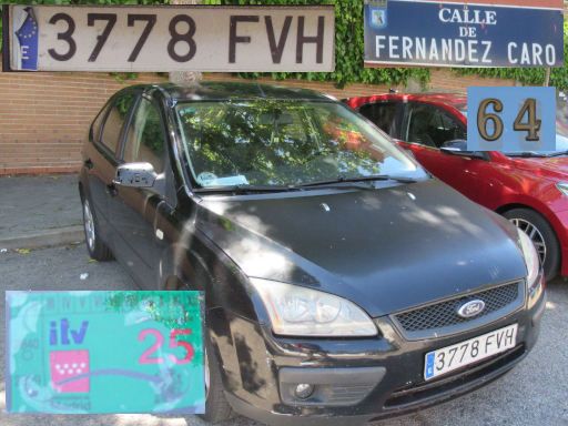 Vehículos abandonados, verlassene Fahrzeuge, Madrid, Spanien, Ford Focus TDCi, Kennzeichen 3778 FVH, Erstzulassung August 2007, Calle Fernandez Caro 64, 28027 Madrid im Mai 2026