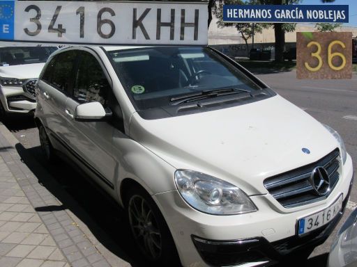 Vehículos abandonados, verlassene Fahrzeuge, Madrid, Spanien, Mercedes-Benz B180 CDI, Kennzeichen 3416 KHH, Erstzulassung Februar 2018, Calle Hermanos Garcia Noblejas 36, 28037 Madrid im Mai 2026