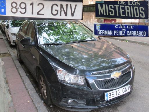 Vehículos abandonados, verlassene Fahrzeuge, Madrid, Spanien, Chevrolet Cruze LS, Kennzeichen 8912 GNV, Erstzulassung Juli 2009, Calle Misterios / Calle German Perez Carrasco, 28027 Madrid im Mai 2026