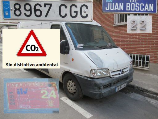 Vehículos abandonados, verlassene Fahrzeuge, Madrid, Spanien, Citroën Boxer, Kennzeichen 8967 CGC, Erstzulassung März 2003, Calle Juan Boscan 22, 28017 Madrid im Mai 2026