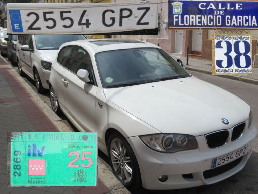 Vehículos abandonados, verlassene Fahrzeuge, Madrid, Spanien, BMW 1er Serie, Kennzeichen 2554 GPZ, Erstzulassung Oktober 2009, Calle Florencio Garcia 38, 28027 Madrid im Mai 2026