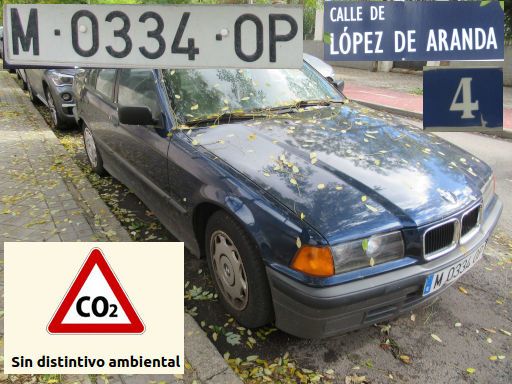 Veh&iacute;culos abandonados, verlassene Fahrzeuge, Madrid, Spanien, BMW 318i, Kennzeichen M 0334 OP, Erstzulassung Juli 1993, Calle Lopez de Aranda 4, 28027 Madrid im November 2025