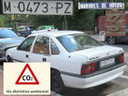 Veh&iacute;culos abandonados, verlassene Fahrzeuge, Madrid, Spanien, Opel Vectra 2.0 i, Kennzeichen M 0473 PZ, Erstzulassung Mai 1994, Calle Marques de Hoyos 3, 28027 Madrid im Oktober 2026