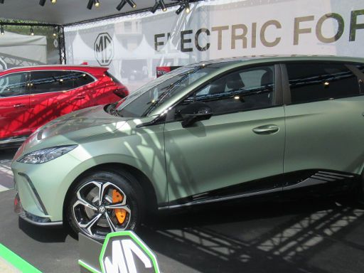 VEM Elektrofahrzeug Messe, 2023, Madrid, Spanien, MG 4 XPOWER