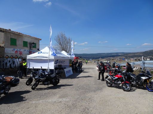 Vive la Moto - Formación 360° 2019, Madrid, Spanien, Vive la Moto Zelt in La Paradilla an der M-505