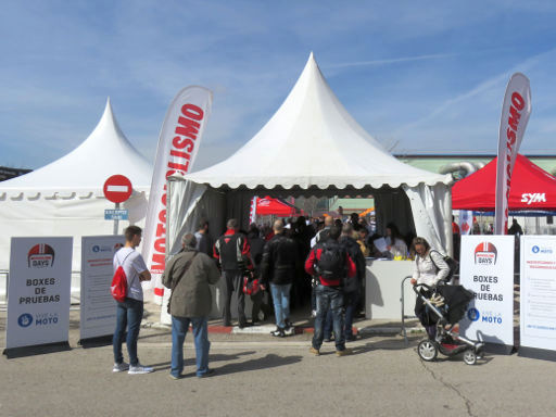 Vive la Moto - Motociclismo days 2018, Madrid, Spanien, Motociclismo days Eingang vor der Halle 12