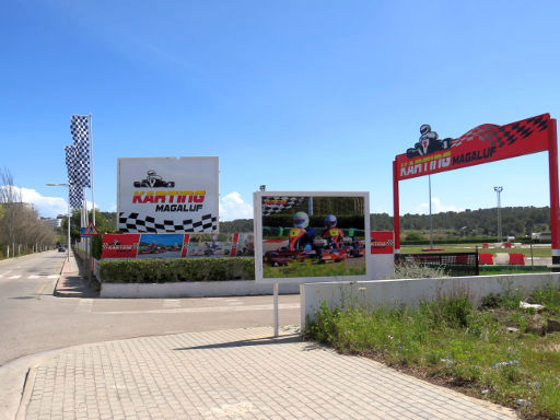 Karting Magaluf, Calviá, Mallorca, Spanien, Einfahrt an der Landstraße Porrassa etwas außerhalb von Magaluf